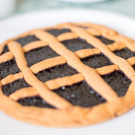Ristorante Hotel Lucia - 100 Mt Dal Mare Giulianova Kültér fotó